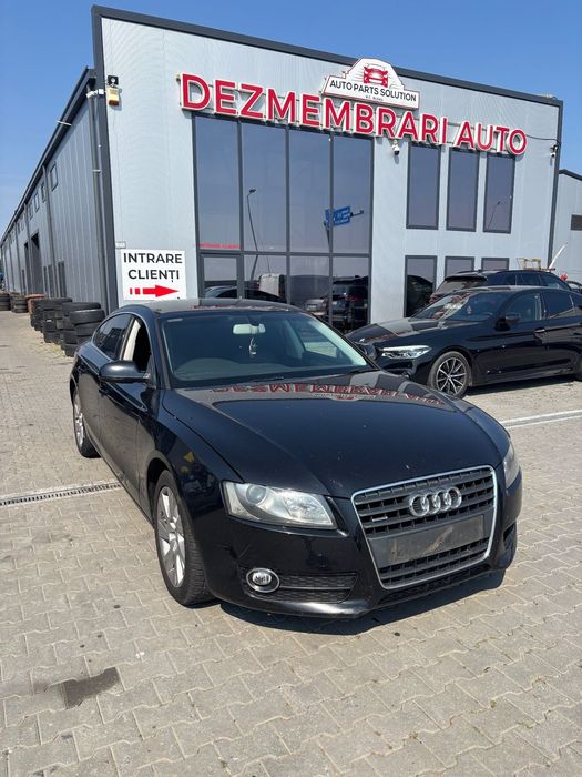 Dezmembram Audi A5 2.0 TDI din 2011