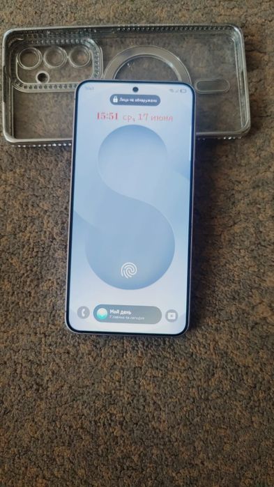 Samsung s25 256/12