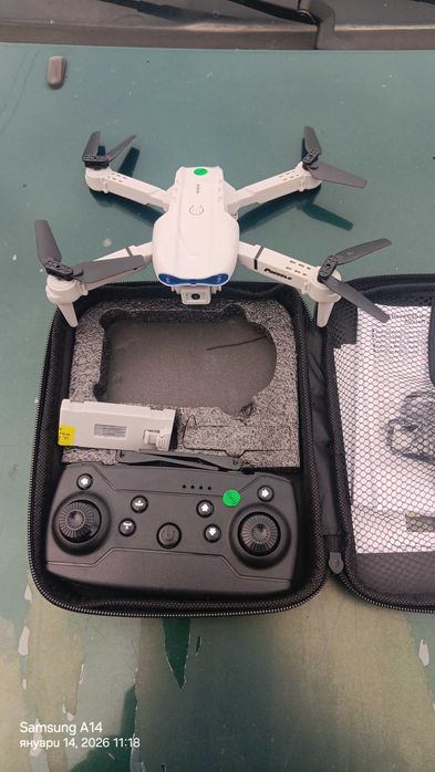 Дрон с двойна камера Е99Про