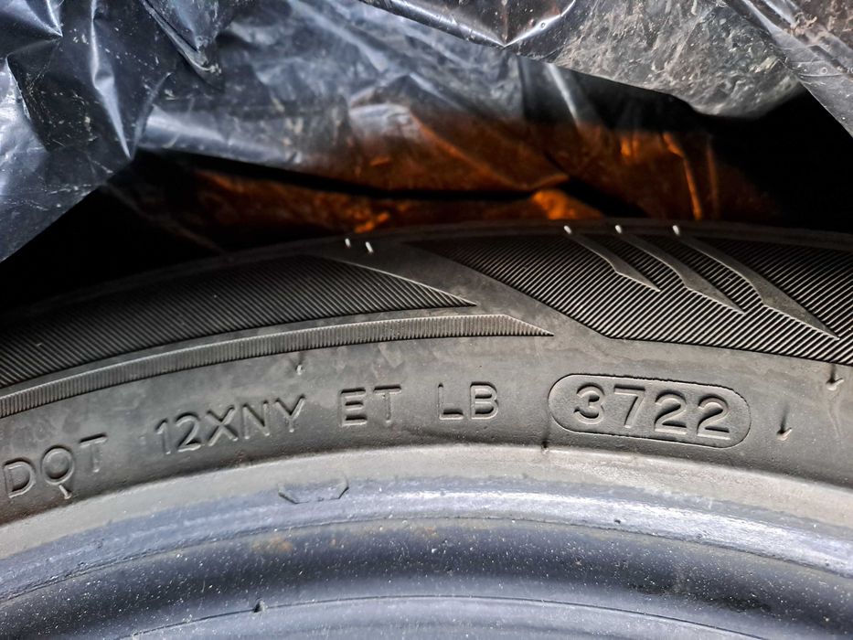 Anvelope iarna 195/55 R16