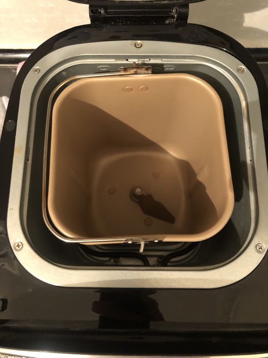 Продается хлебопечка