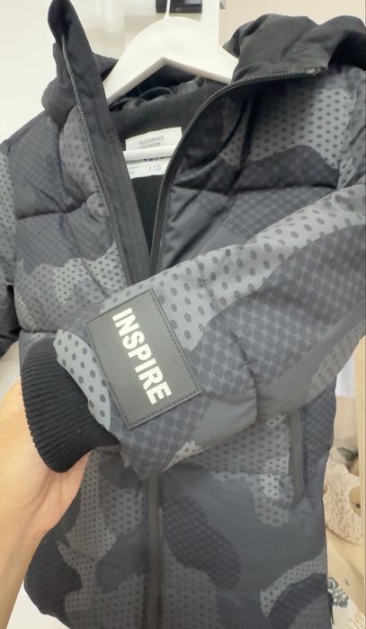 Продам куртку на мальчика