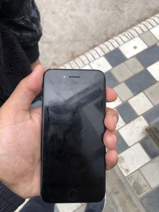 iPhone 7 128GB sim uqimedi!
