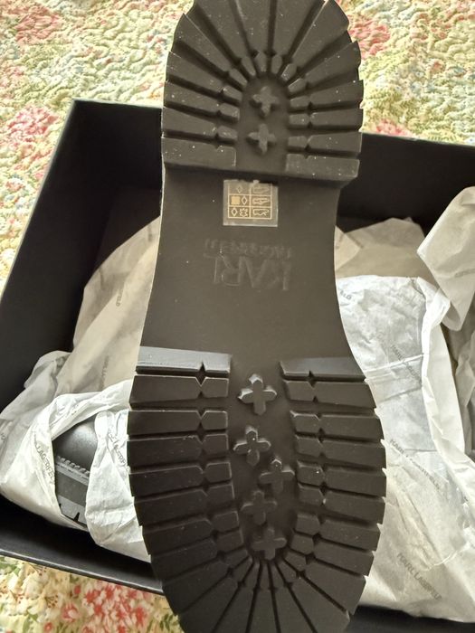 Обувки Karl Lagerfeld