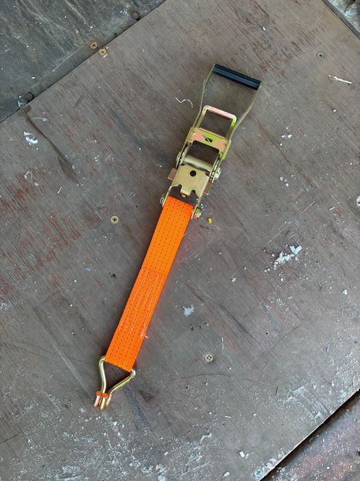 стяжной ремень новый