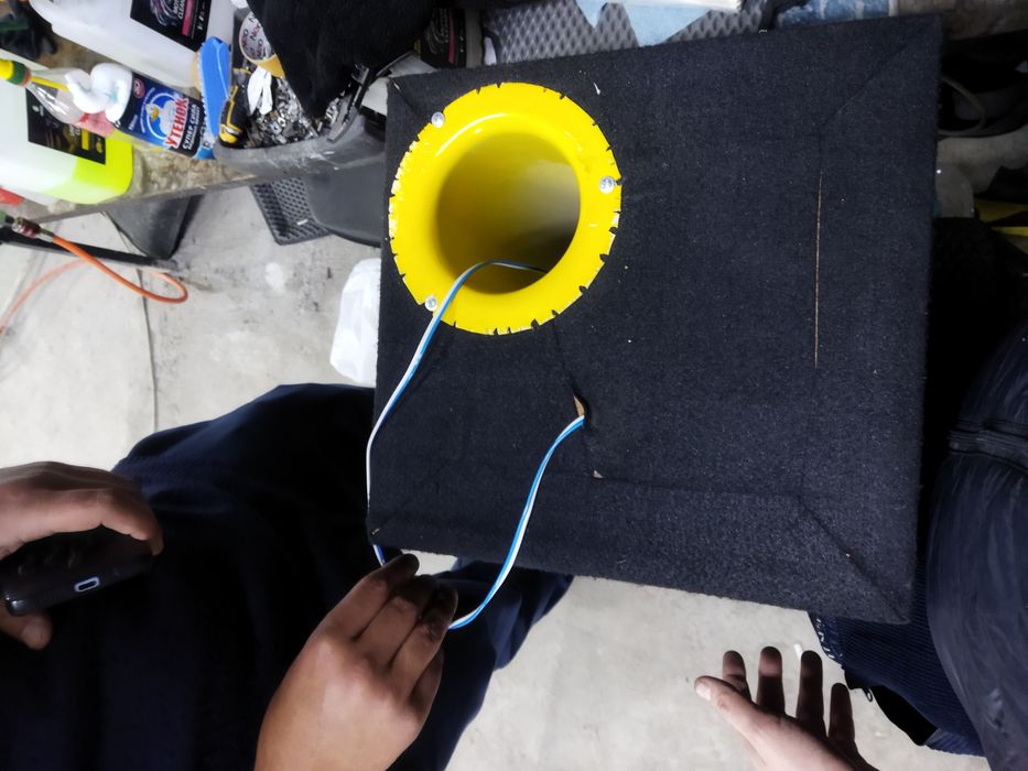 JBL 1200 WATTS  ..S ubwoofer . va KENWOOD. usileteli