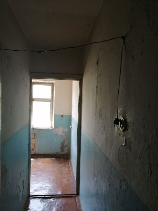 Сотилади/ Ипотека  2/2/4 Военный Округ