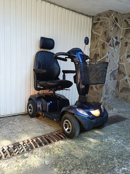 Carut handicap scuter electric dezabilitati scaun tricicleta carucior