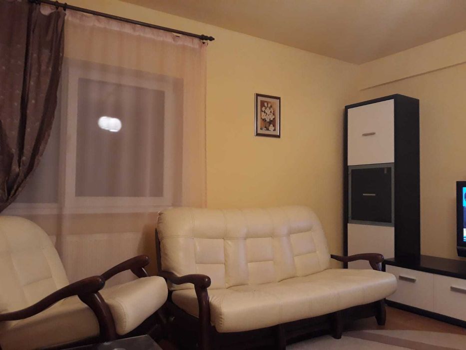 Inchiriez apartament cu 2 camere