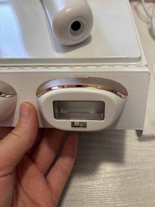 Фотоепилатор Philips Lumea Advanced SC 1997