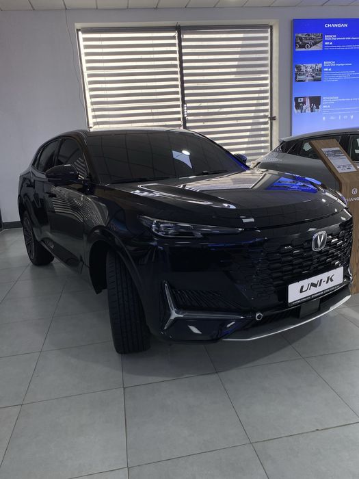 Changan UNI-K mashinasi sotiladi