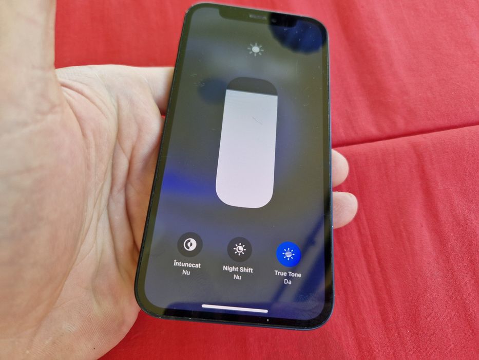 -Iphone 12Mini, Black, 128Gb 4Ram, Bat: 77% stare foarte buna semne normale uzura poze reale doar telefonul nici o reparatie nici o restrictie