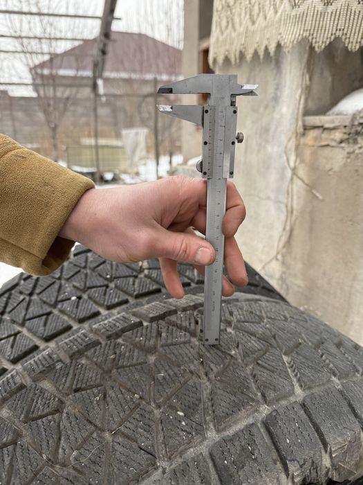 Зимние шины Bridgestone