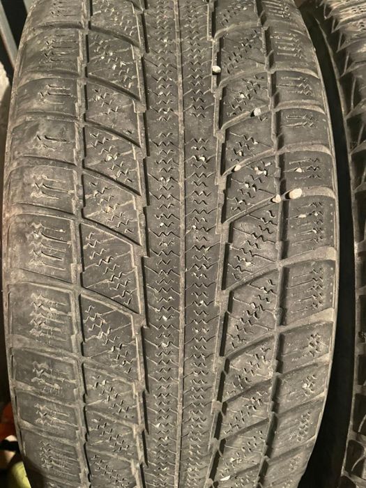 Продам авто Шины