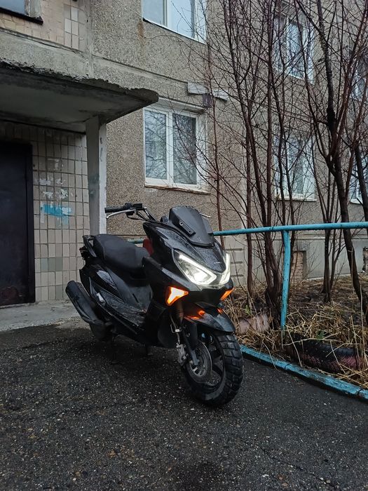 Продам мопед Макси 150