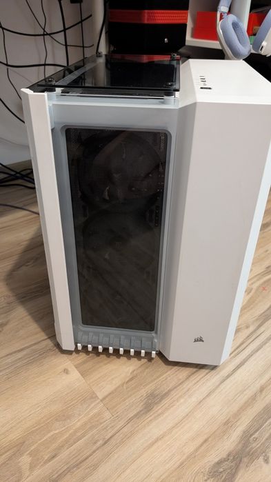 Carcasă Premium Corsair Crystal Series 680X RGB White - Pachet Complet