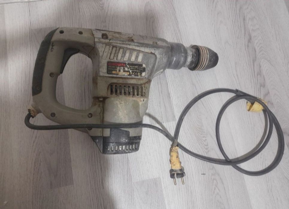 Продается перфоратор Crown/perforator Crown