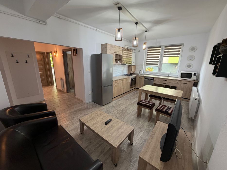 Apartament 2 camere decomandat+balcon de închiriat-Turnisor