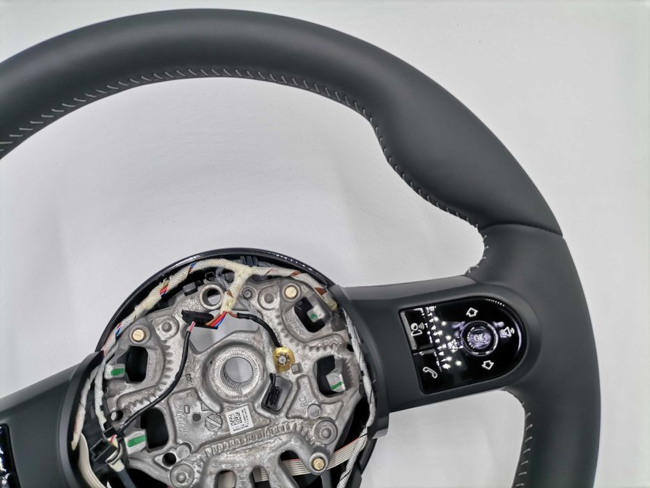 Като Нов Спортен Волан Untamed Mini F60 F54 F55 F56 F57 LCI 426km