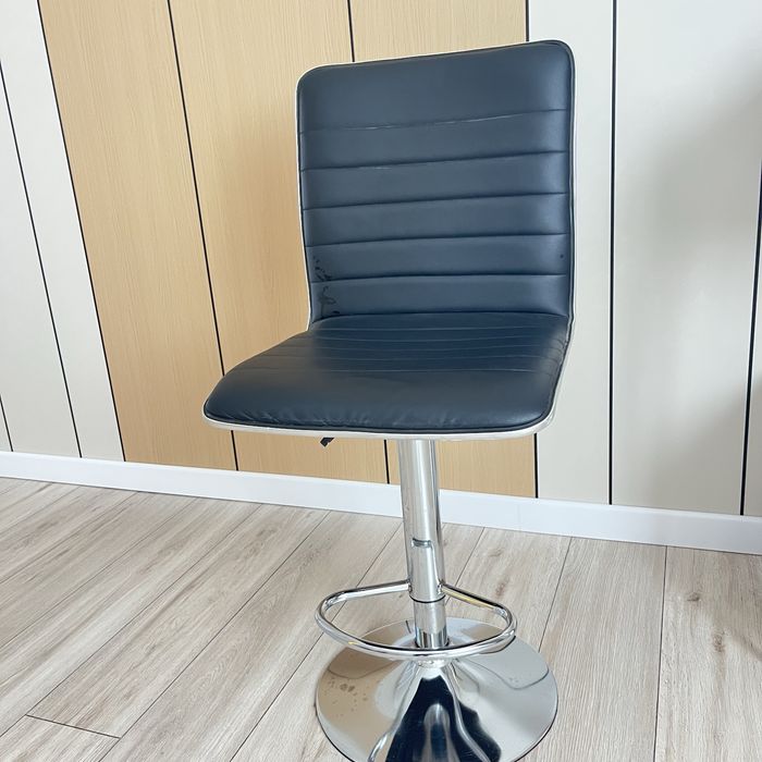 Кожанная Офисные стуля