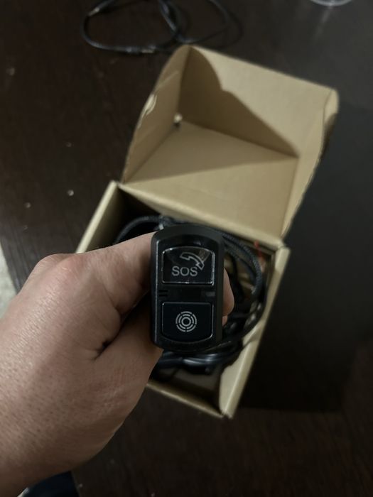 SOS кнопка для машина