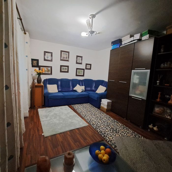 Vând apartament 2 camere Turnu Magurele