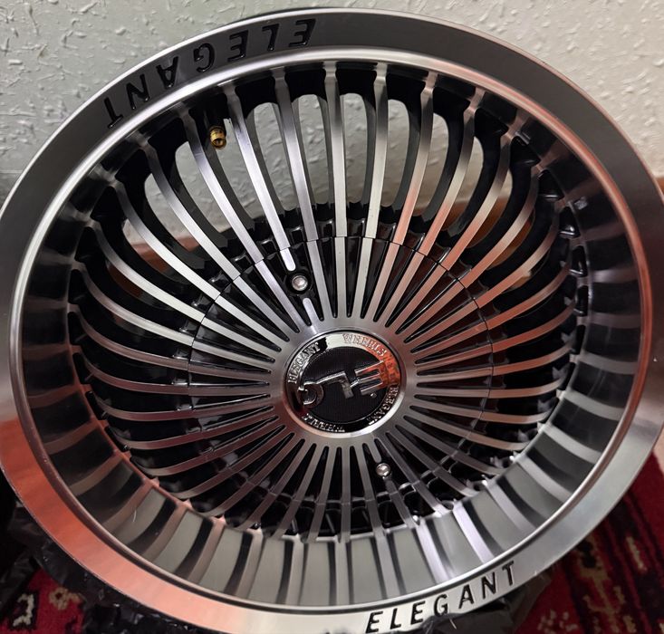 Срочно сотилади. Элеганд диска. r13 универсальный