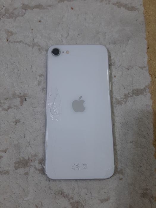 Телефон айфон 7  вы хорошом состояние