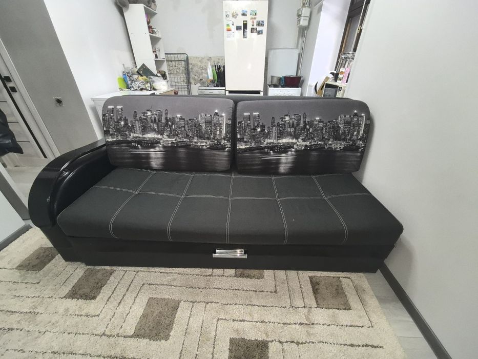 Продам диван 220см