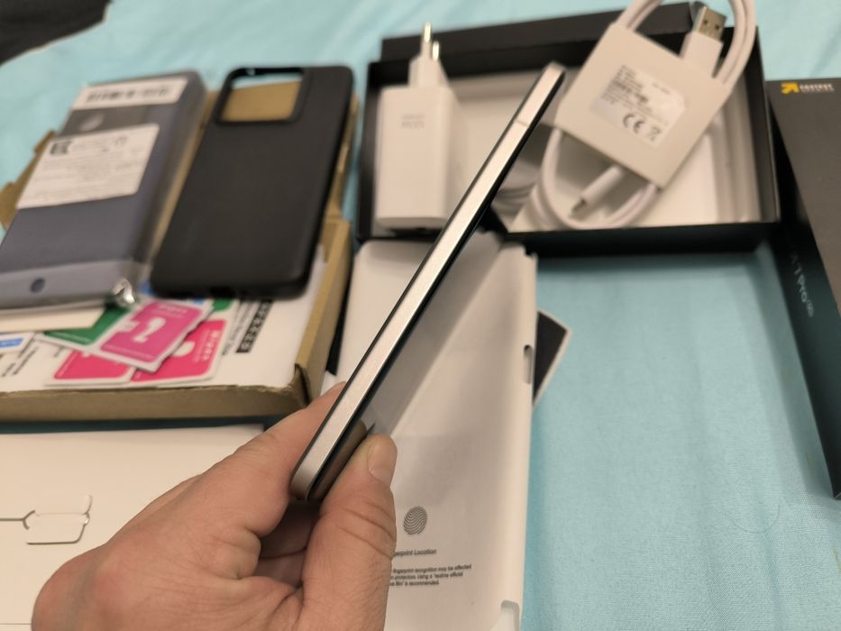 V/S Realme GT7 pro 512/12 impecabil 10/10