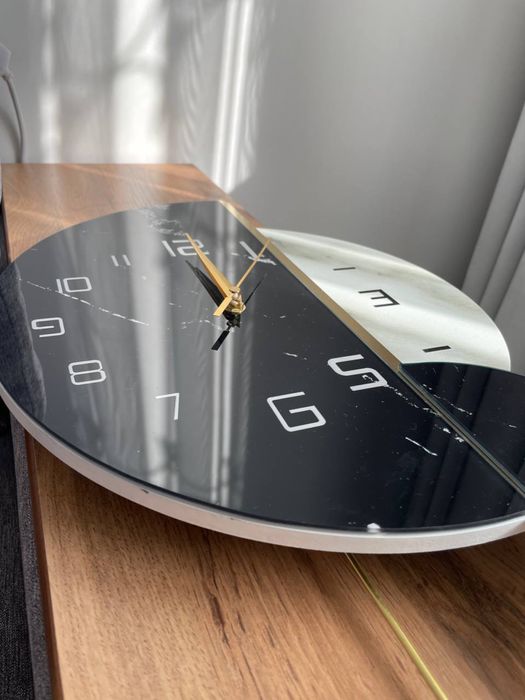 Распродажа. Часы настенные. Devor Soat.