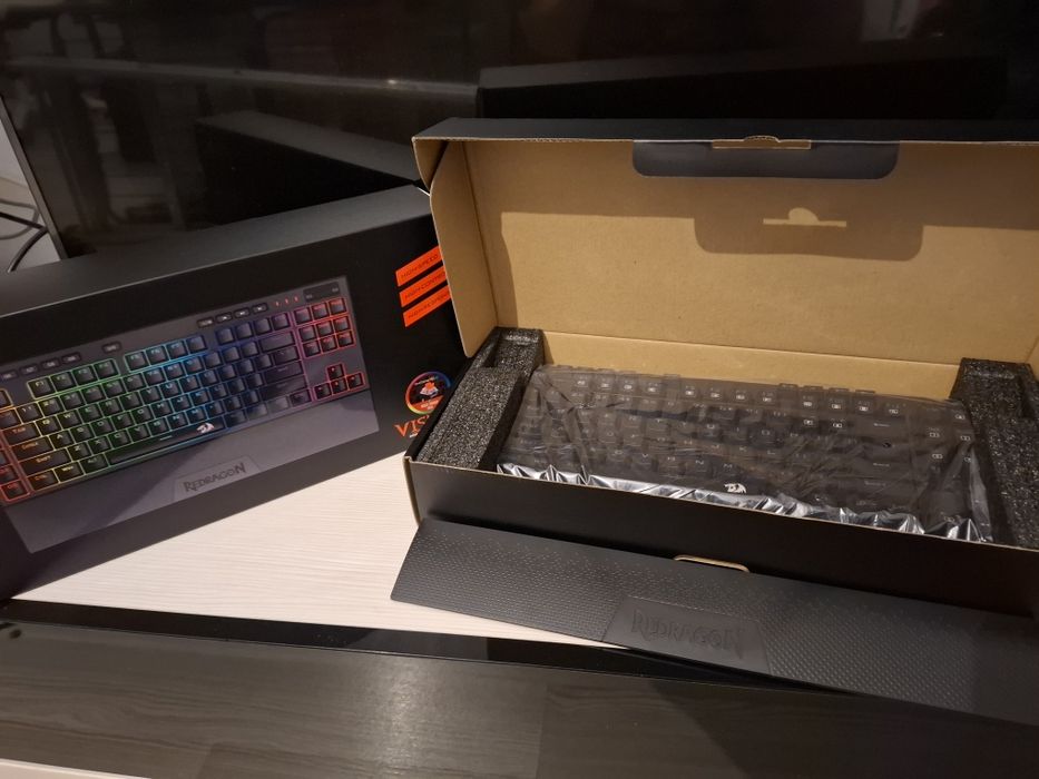 Tastatura Redragon Vishnu RGB