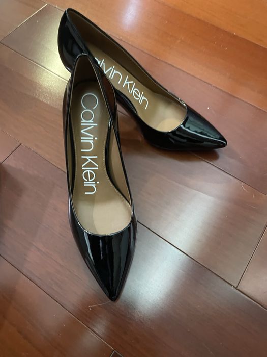 Дамски обувки на ток Calvin Klein нови
