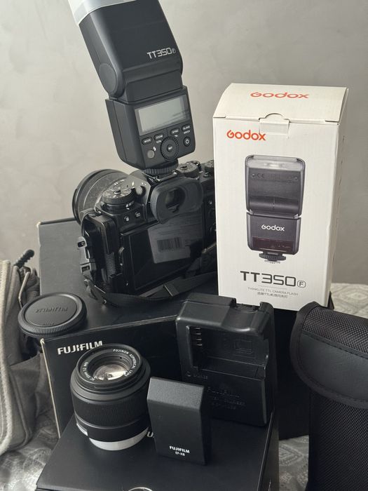 Продам полный комплект для съемки Fujifilm