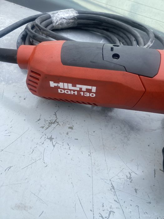 Masina de slefuit beton HILTI DGA 130, an 2024