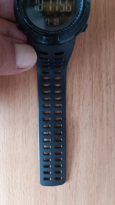 Vând ceas sport bărbătesc