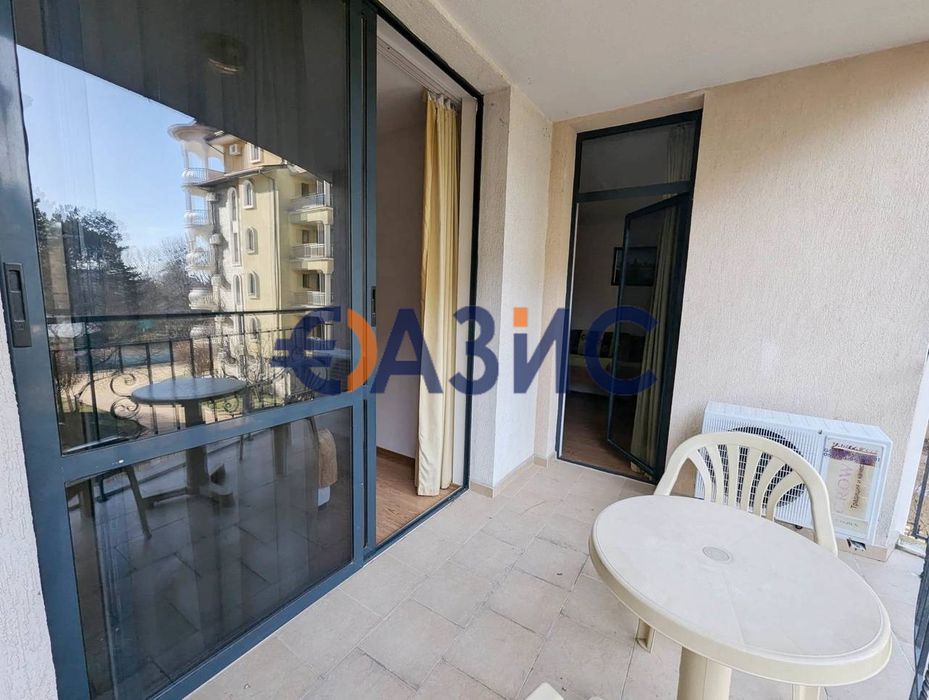 Продава се Двустаен апартамент в к.к. Слънчев бряг - 63 кв.м за 1110 €/кв.м - Снимка #10