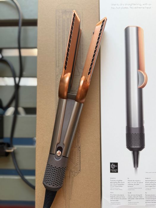 Aparat de indreptat parul Dyson HT01 Airstrait™ (Nichel/Cupru)