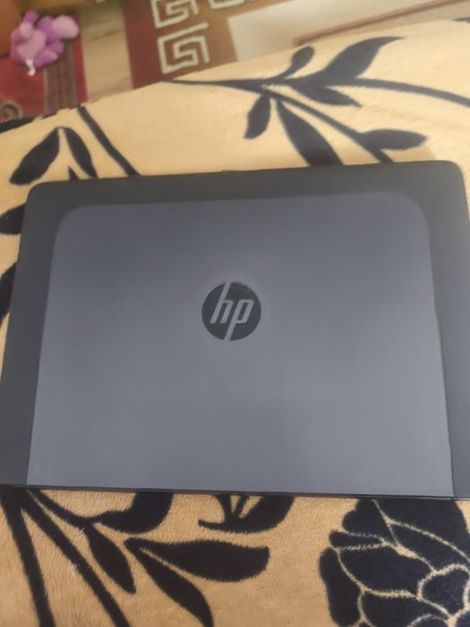 Vând HP Z Book 14