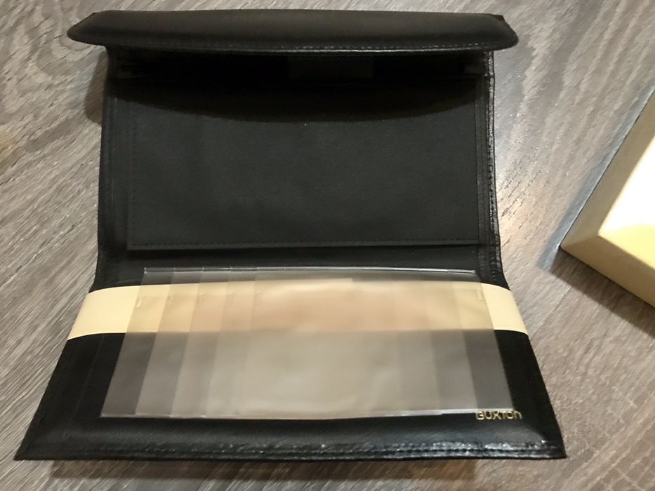 Дамски кожен порфейл