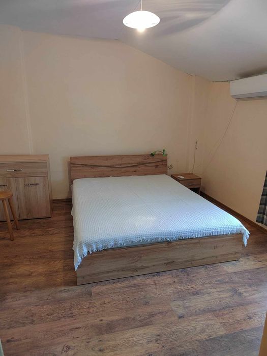 Дава се под наем Четиристаен апартамент в Варна, Операта - 110 кв.м за 612 € - Снимка #3