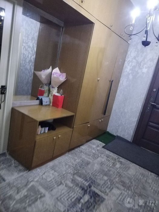 Продаётся на Карасу-6 4ком
