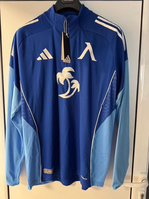 ПФК Левски екипировка/маратонки