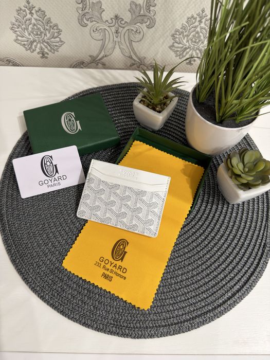 Goyard Cardholder(Authentic)