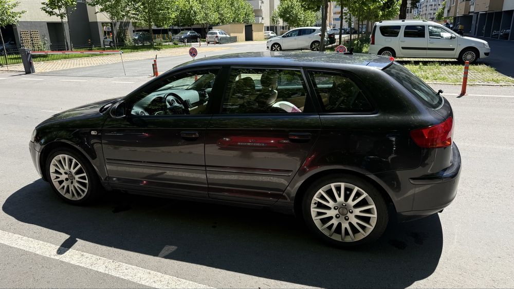 Audi A3 Automat DSG 2.0 tfsi, interior piele, nagivatie, 201CP