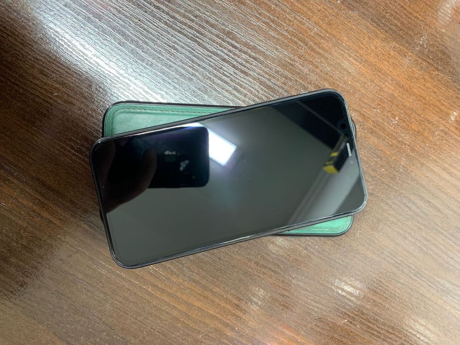 Айфон 11 128 в отличном состоянии