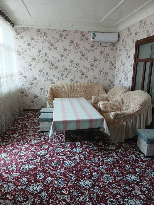 5,5 сотикли ховли уй сотилади