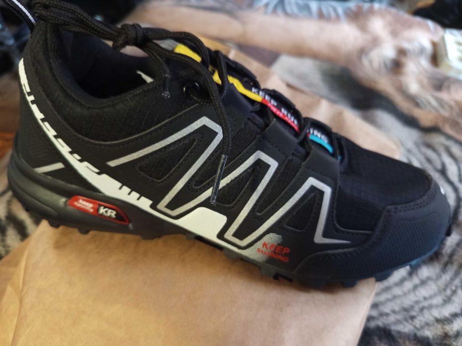 Кроссовки мужские