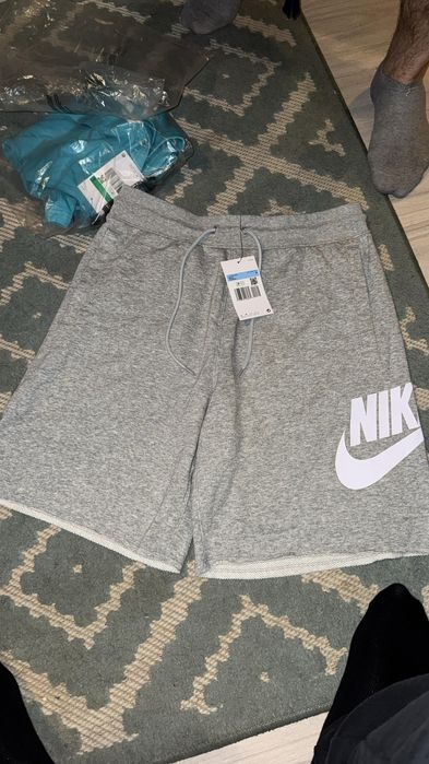 Pantaloni scurți firmă