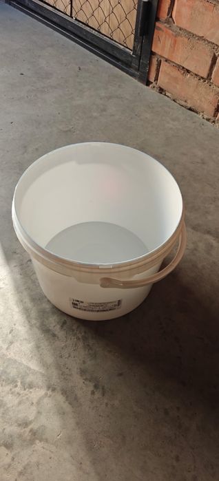 Тамақ өнімін сақтауға арналған пластик шелек